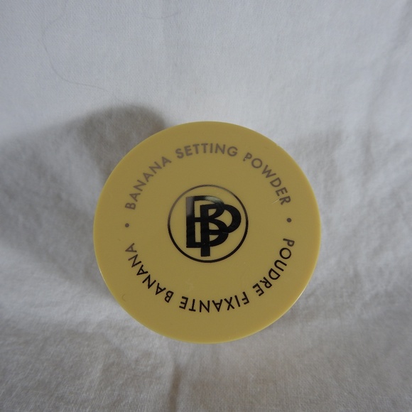 New BellaPierre Cosmetics Banana Powder